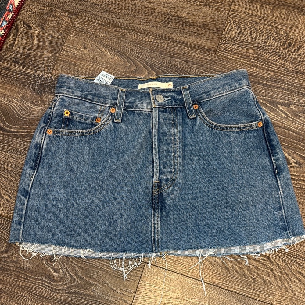 Levi’s denim icon skirt